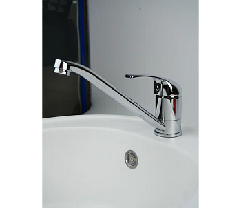 Смеситель для кухни POTATO одноруч. (4904) силумин, гайка